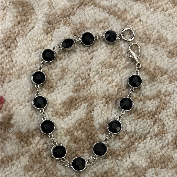 Elegant Black and Silver Women's Choker - Picture 10 of 12